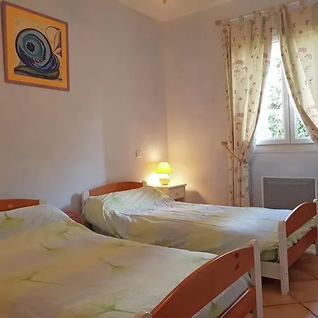 In Saint-laurent With Private Pool, Cleaning Included Villa *